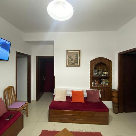 Cico Hostel &Private Room Гирокастра Экстерьер фото