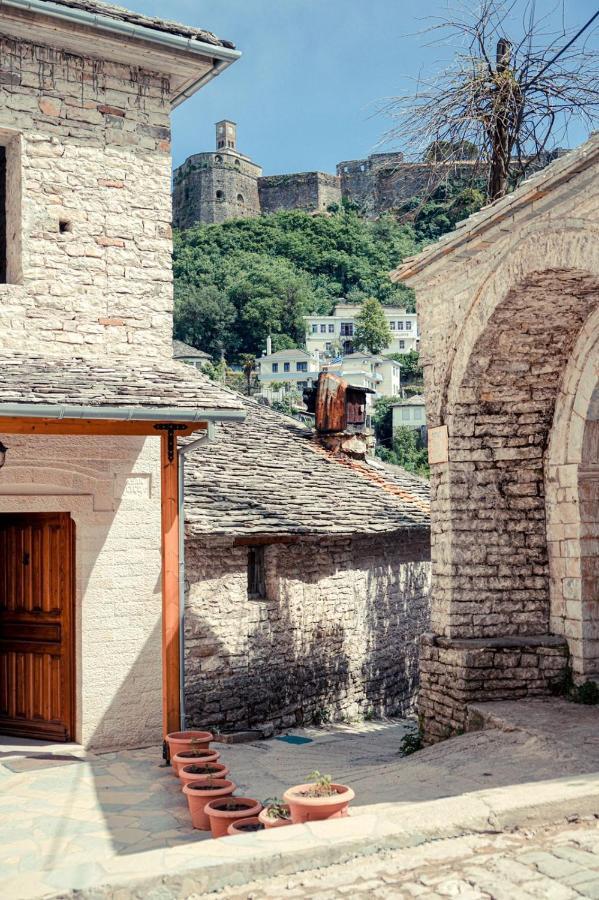 Cico Hostel &Private Room Гирокастра Экстерьер фото