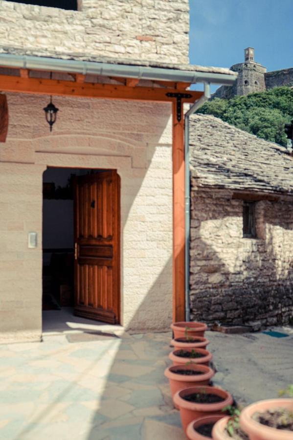 Cico Hostel &Private Room Гирокастра Экстерьер фото