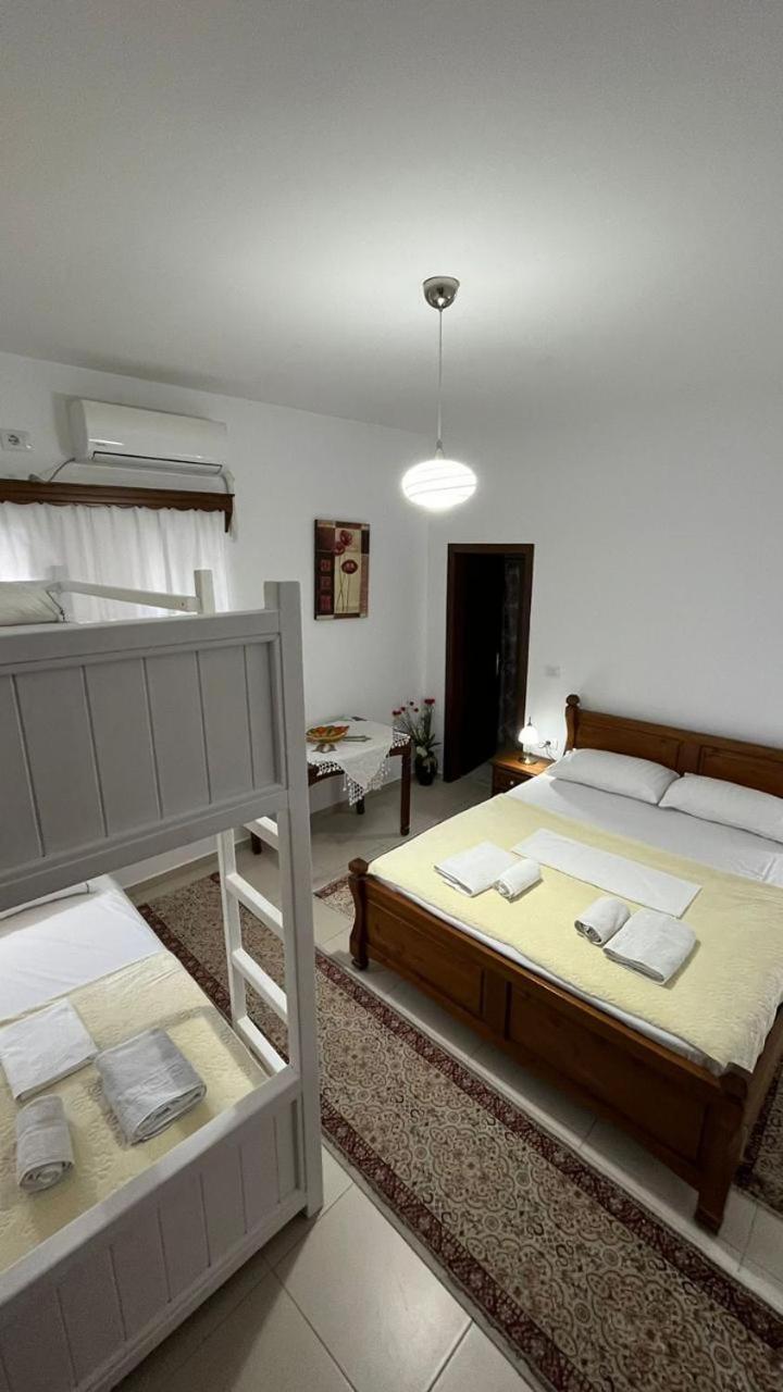 Cico Hostel &Private Room Гирокастра Экстерьер фото
