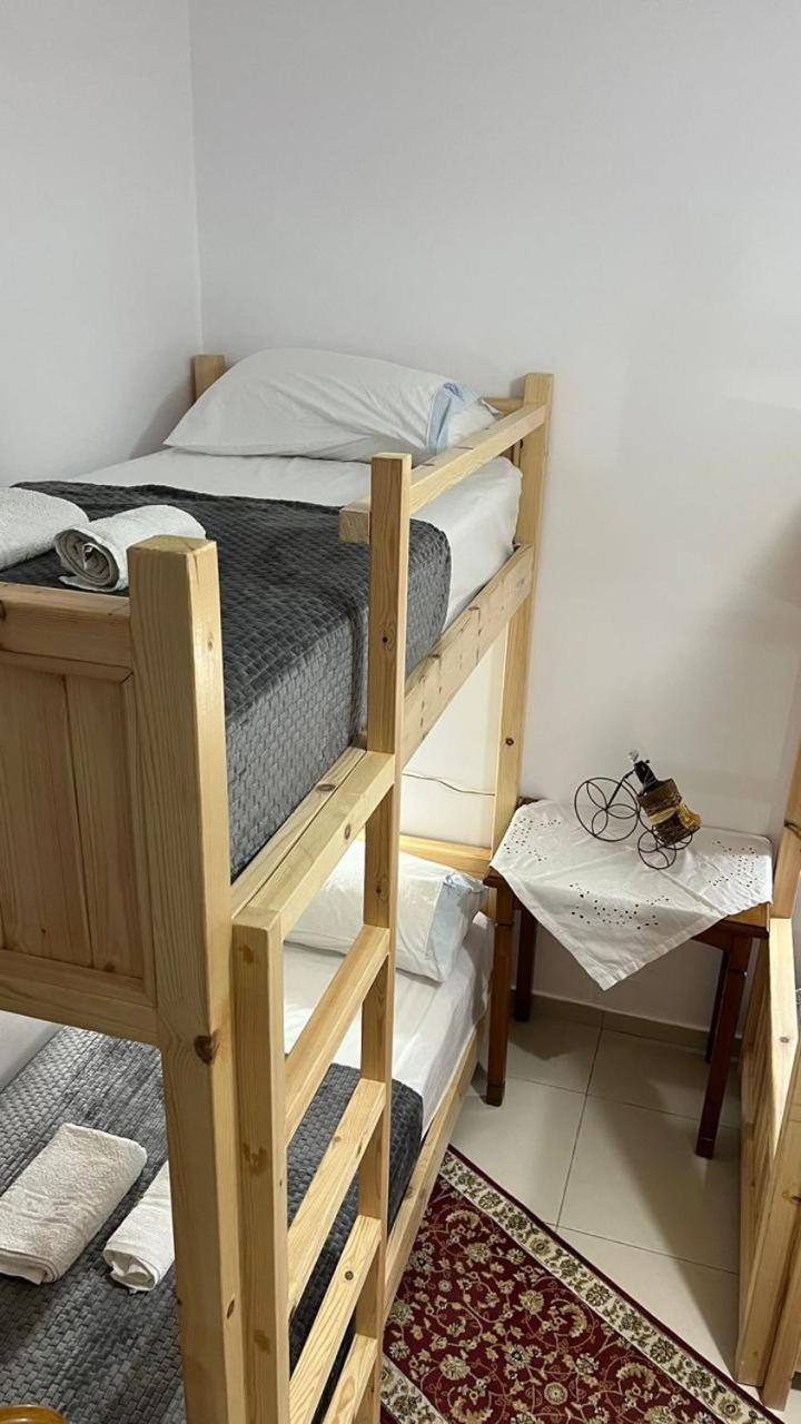 Cico Hostel &Private Room Гирокастра Экстерьер фото