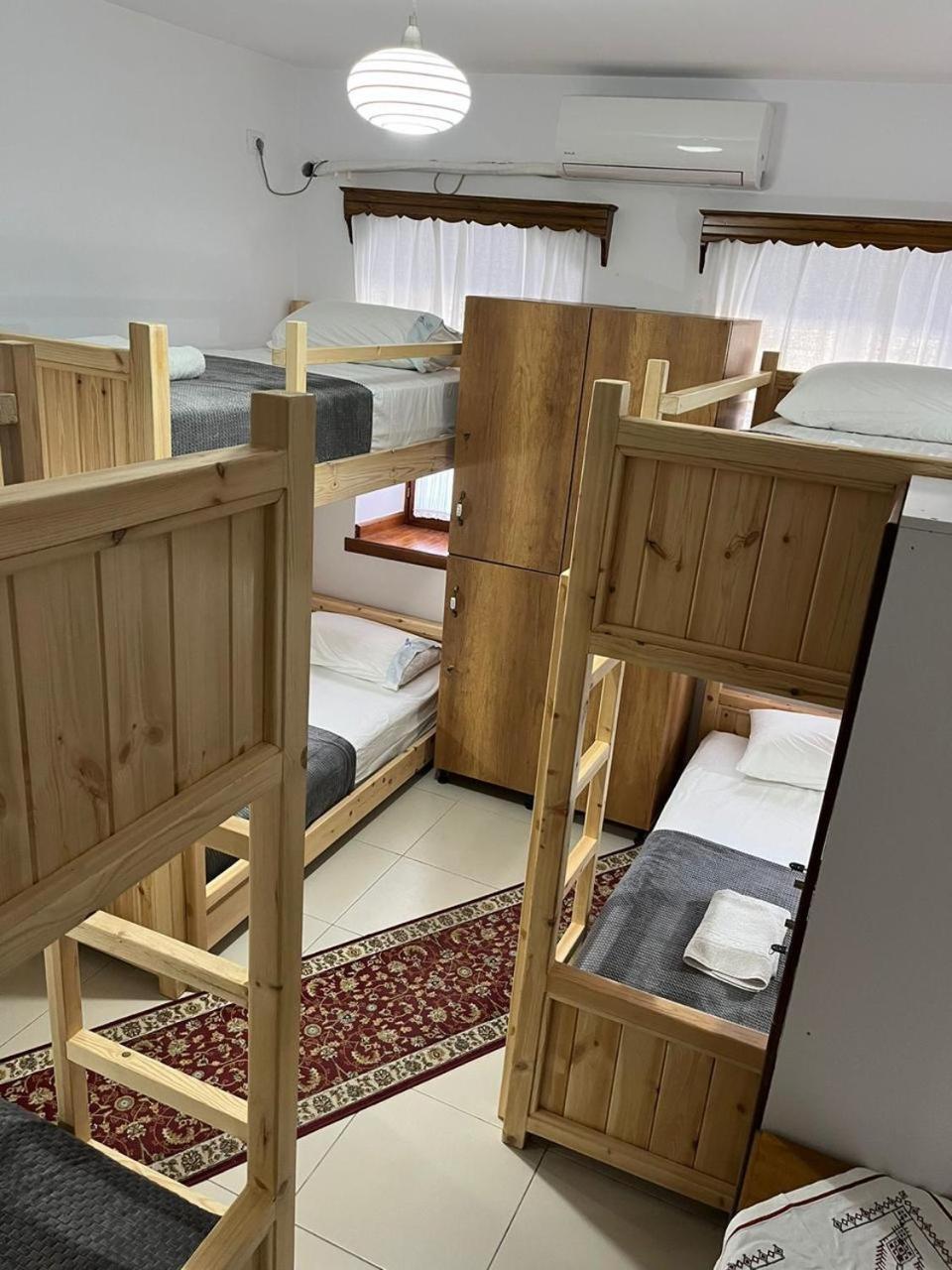 Cico Hostel &Private Room Гирокастра Экстерьер фото