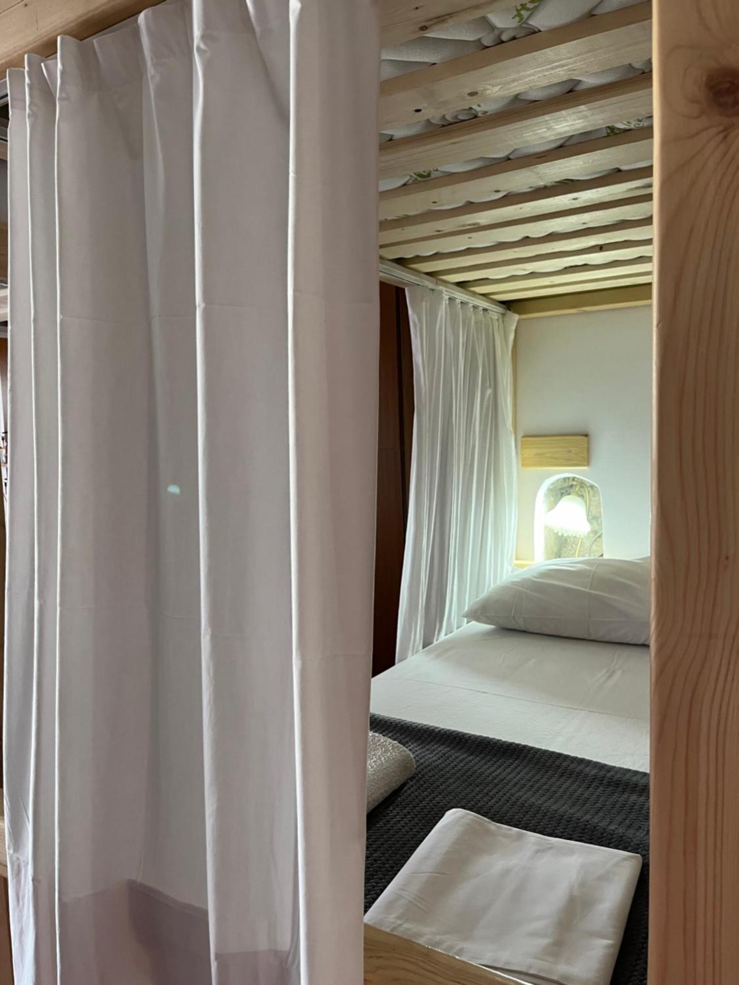 Cico Hostel &Private Room Гирокастра Экстерьер фото